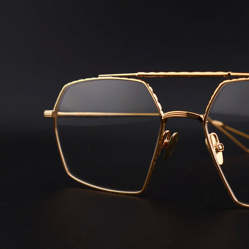 AHLEM "Haussmann" ツーブリッジ×多角形シェイプの完成形