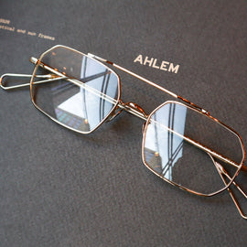 AHLEM "Clovis" 立体感で魅せるツーブリッジ