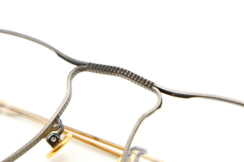 Fermeture à glissière 01 col.4