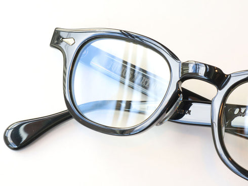 Flat lenses for fashion glasses