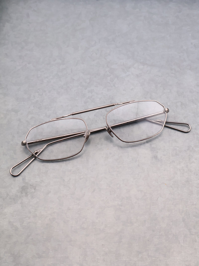 AHLEM（アーレム） Anjou col.Ruthenium Brushed Eyeglasses
眼鏡
槌目
Metal Frame（メタルフレーム）
bar bridge（バーブリッジ）