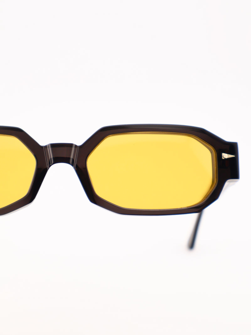 AHLEM（アーレム） Jules(Limited) col.Darklight/Honey 眼鏡
Sunglasses
2026SS
Acetate Frame（セルフレーム）
Square Shape（スクエアシェイプ）