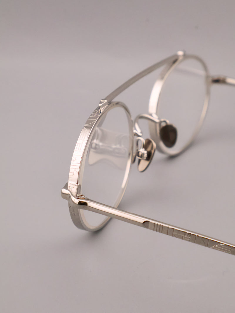 AHLEM（アーレム） Turbigo 眼鏡
Eyeglasses
Metal Frame（メタルフレーム）
Double Bridge（ダブルブリッジ）
Oval Shape（オーバルシェイプ）