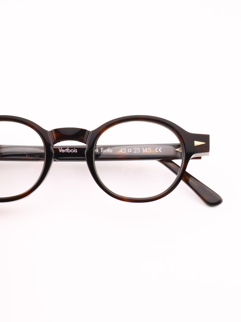 AHLEM（アーレム） Vertbois col.Dark Turtle 眼鏡
Sunglasses
2026SS
Acetate Frame（セルフレーム）
Round Shape（キャットアイシェイプ）